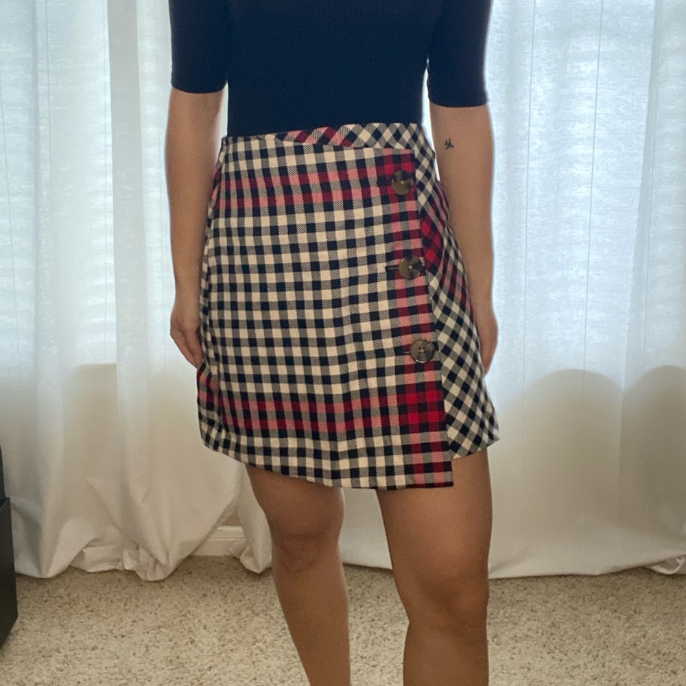 Plaid Buttoned Mini Skirt